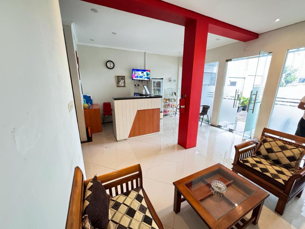 Fakhira Residence Hotel チアンジュール エクステリア 写真